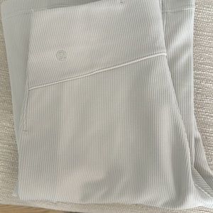 Lululemon pants